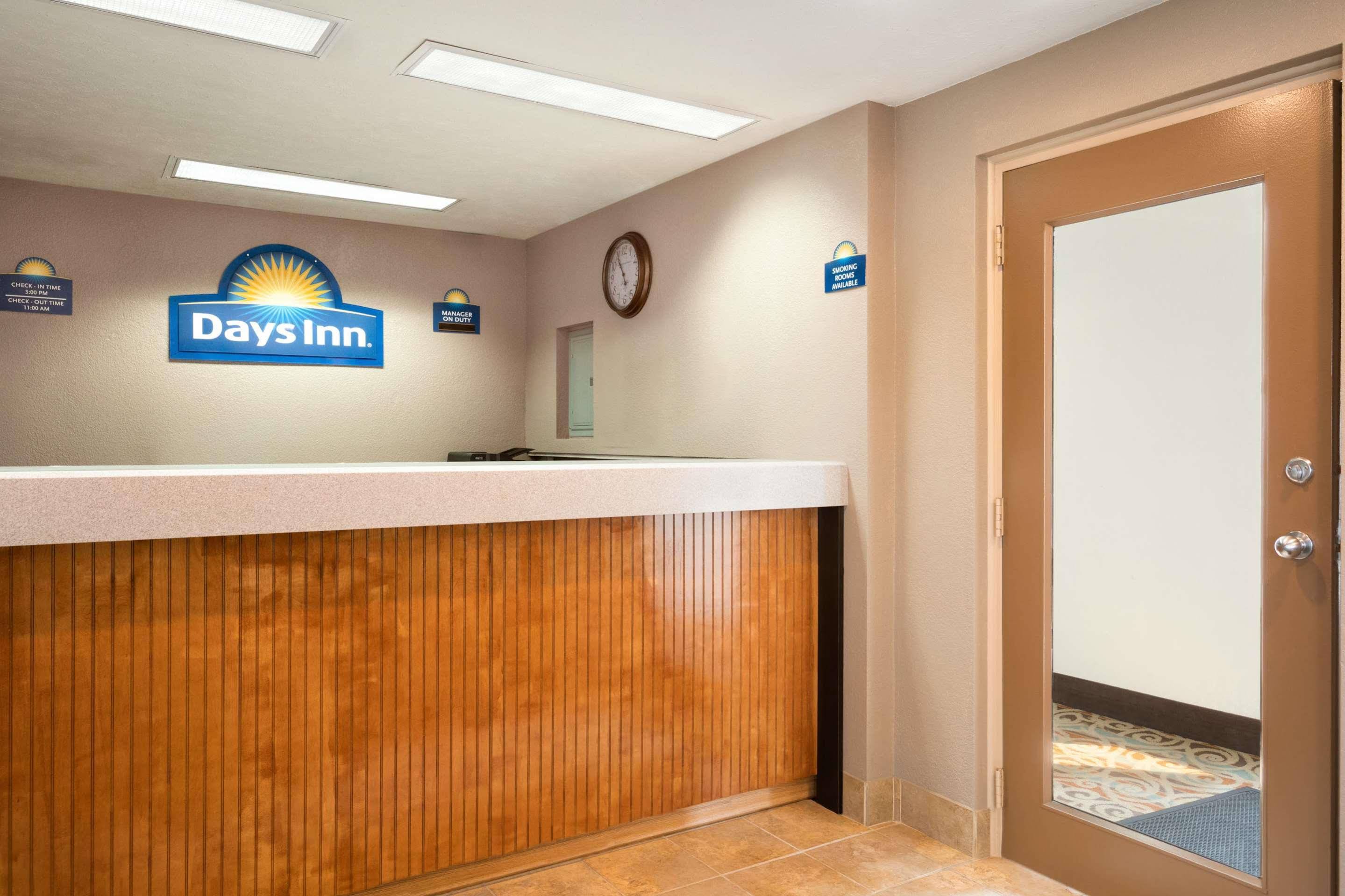 Days Inn Willoughby Cleveland - photo 3