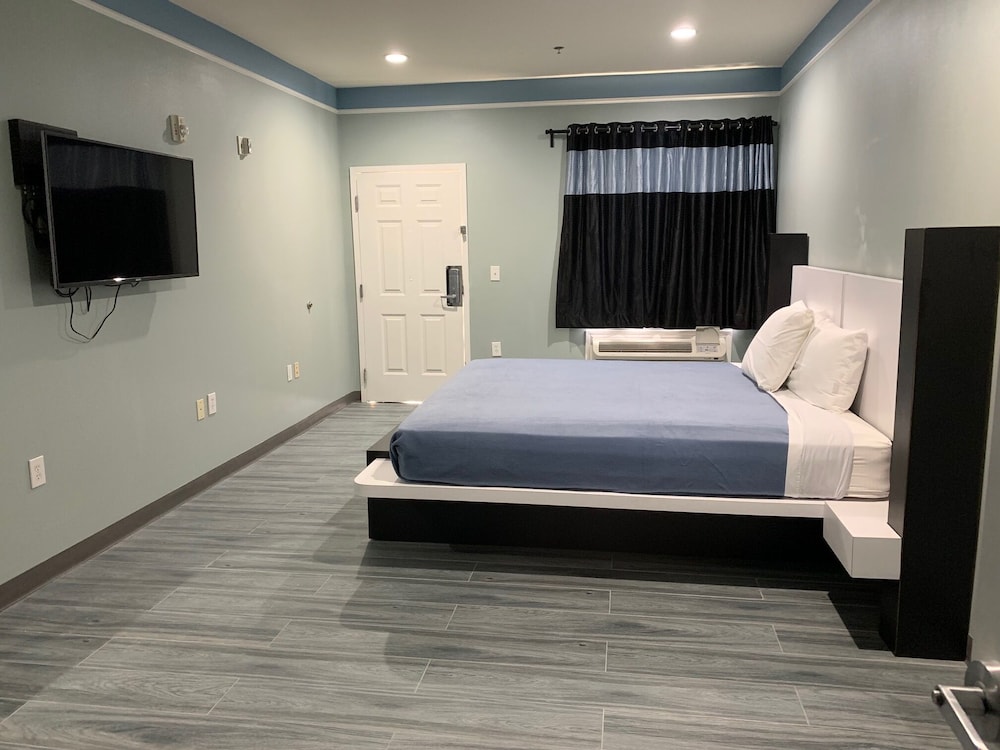 Crystal Suites - photo 9