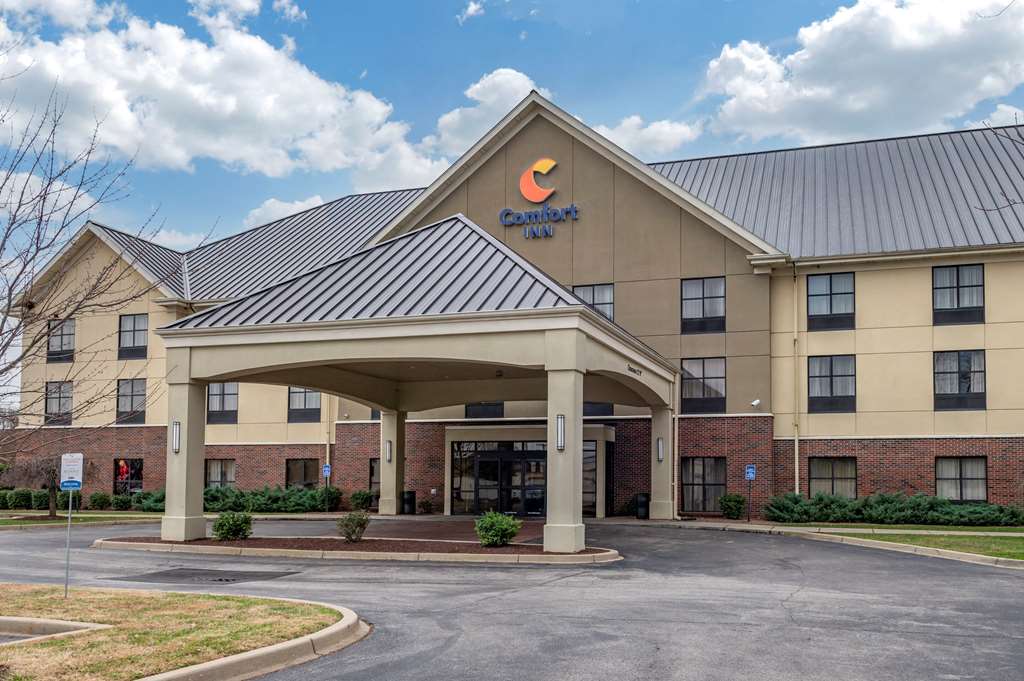 Comfort Inn Louisville Southwest — Louisville