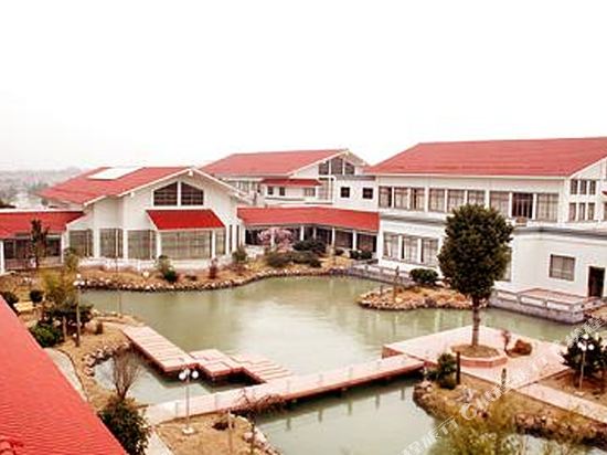 Boer Holiday Hotel in Jinxi, People's Republic of China