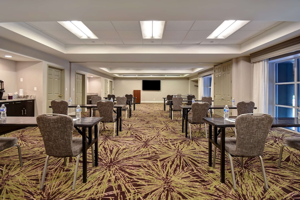 Homewood Suites by Hilton Philadelphia Great Valley - photo 37