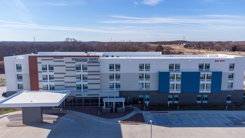 SpringHill Suites by Marriott Kenosha - photo 70