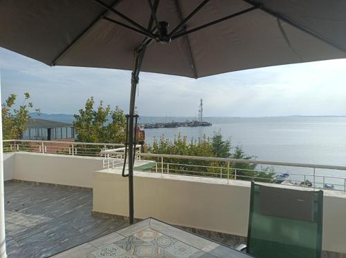Seaside room in Yellow Corner in Pomorie, Bulgaria