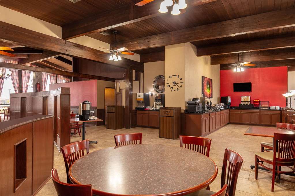 Ramada by Wyndham Spokane Airport - photo 27