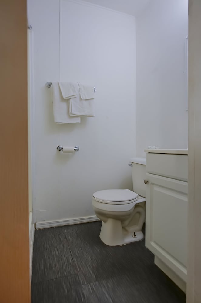Hotel O Markham IL near Harvey Tinley Park - photo 27