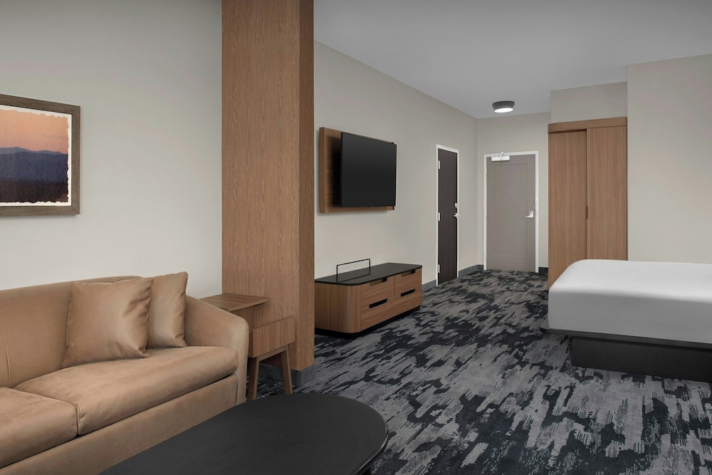 Fairfield by Marriott Inn & Suites Paris - photo 12