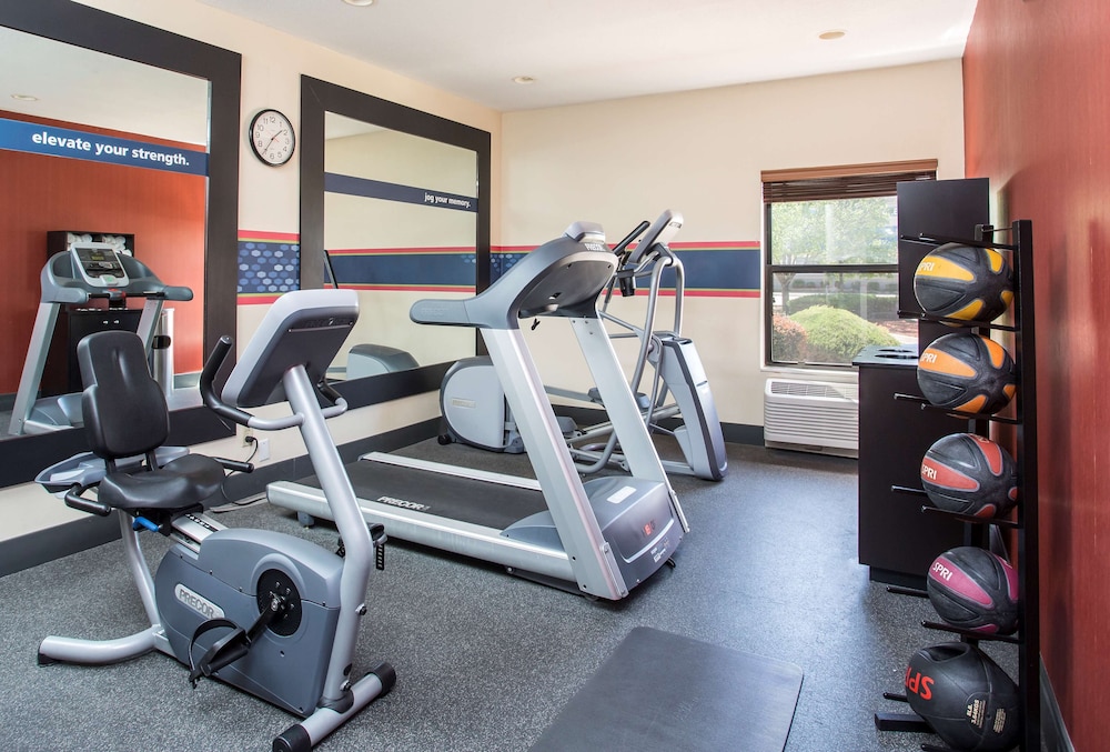 Hampton Inn Shawnee - photo 24