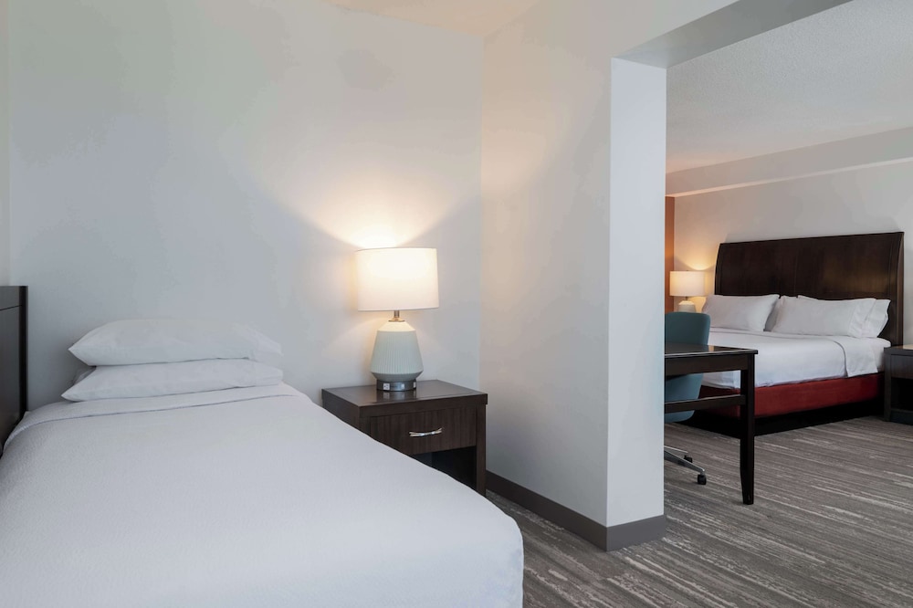 Hilton Garden Inn Daytona Beach Oceanfront - photo 30