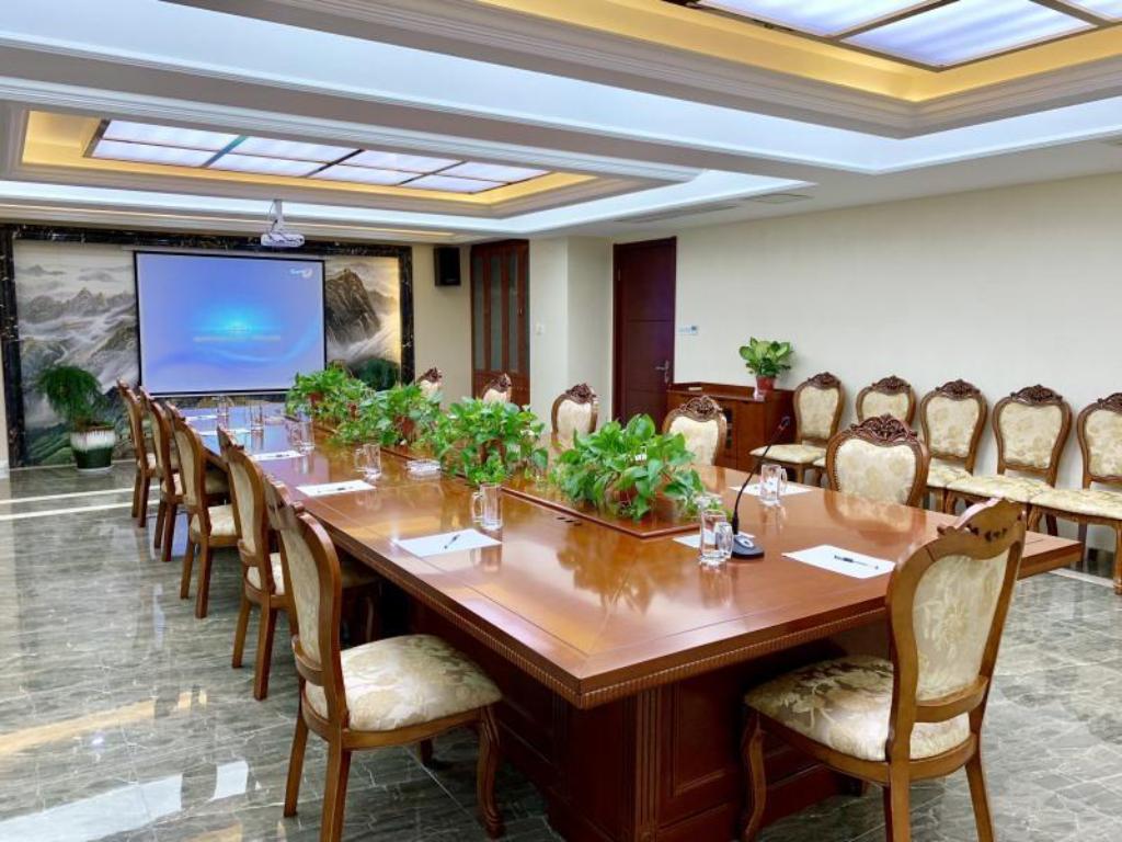 Gem Maanshan Huashan District High Speed Railway East Station Geyang Road Hotel — hotel in Ma'anshan