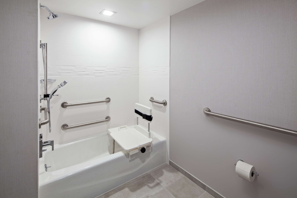 Homewood Suites by Hilton San Diego Central - photo 26