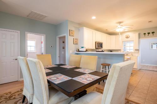 Nemo's Place by Oak Island Accommodations - photo 47