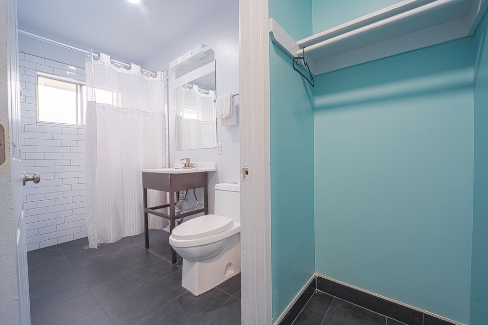 NOHO Hotel near Universal Studios Hollywood - photo 26