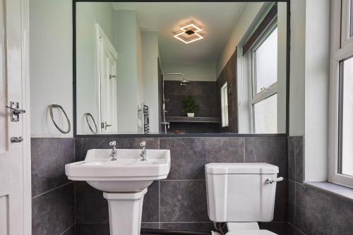 Host Stay Ground Floor The Old Vicarage