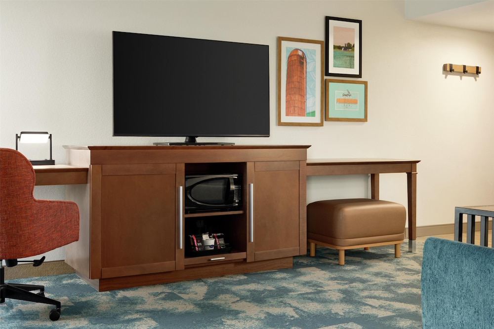Hampton Inn Lancaster - photo 16