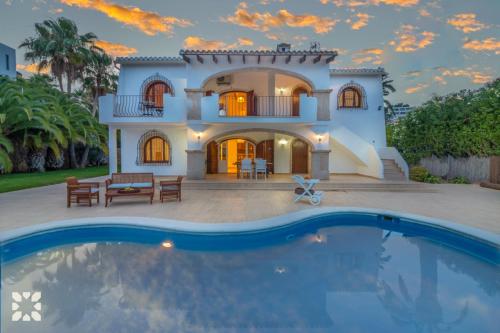Villa Tabarca by Abahana Villas — 4-Star Luxury Hotel in Benissa, Spain