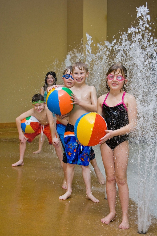 Lake Okoboji Resort and Conference Center - photo 12