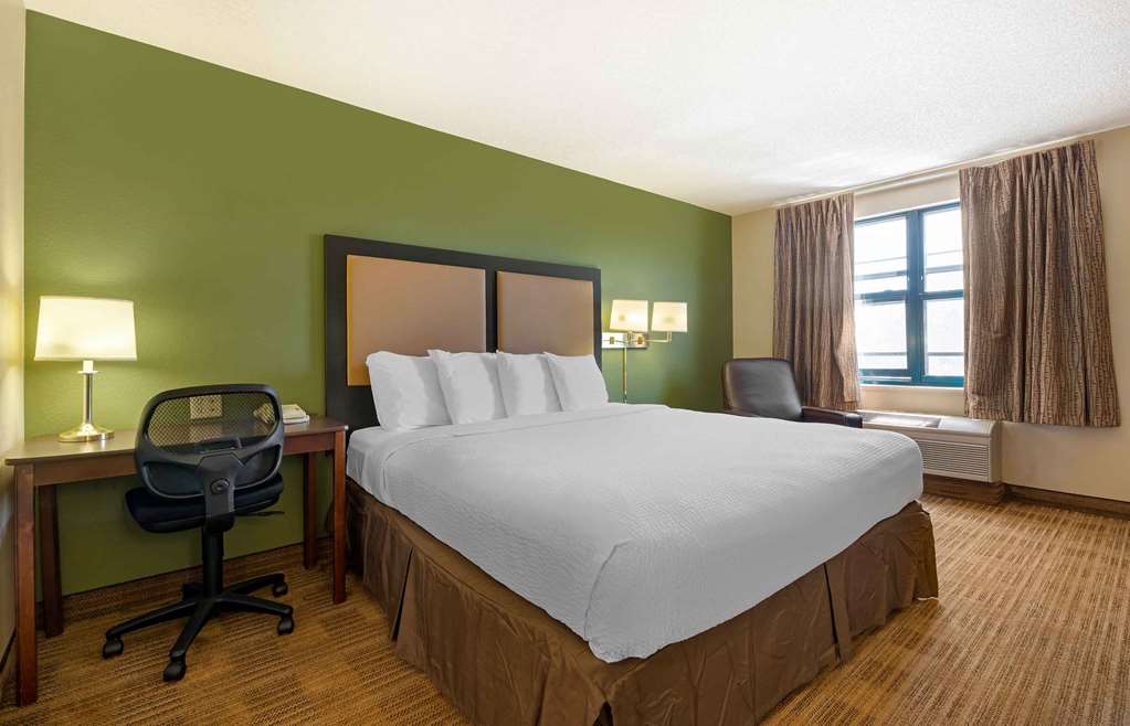 Extended Stay America Suites Reno South Meadows - photo 18