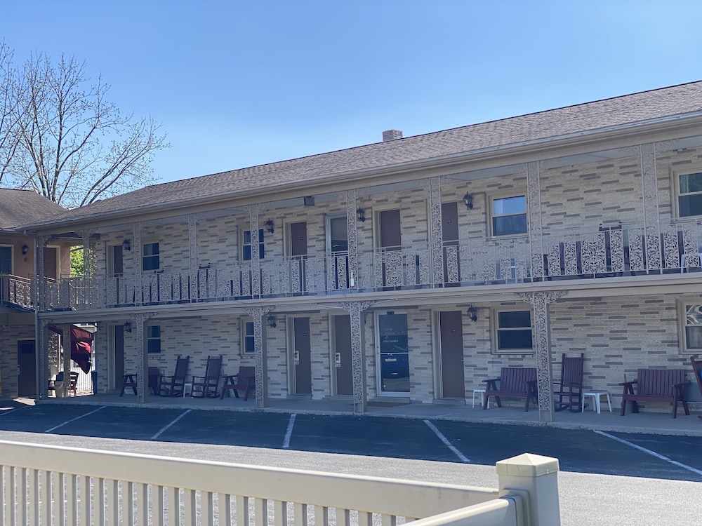 White Rose Motel Hershey - photo 25