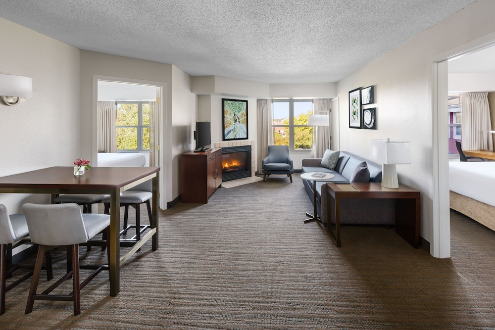 Residence Inn by Marriott Gaithersburg Washingtonian Center - photo 10