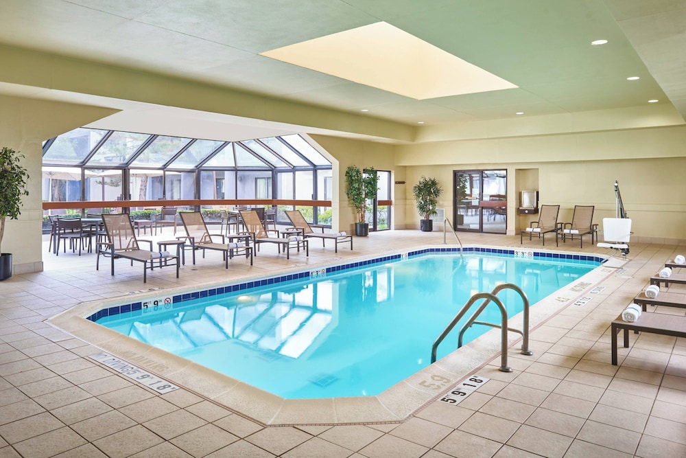 Courtyard by Marriott Chicago Wood Dale - photo 28