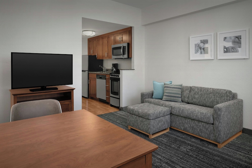 TownePlace Suites by Marriott Suffolk Chesapeake - photo 17