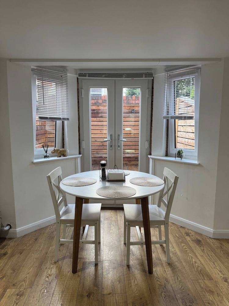 The Cellar Suite Pontefract 22316428 — Pontefract