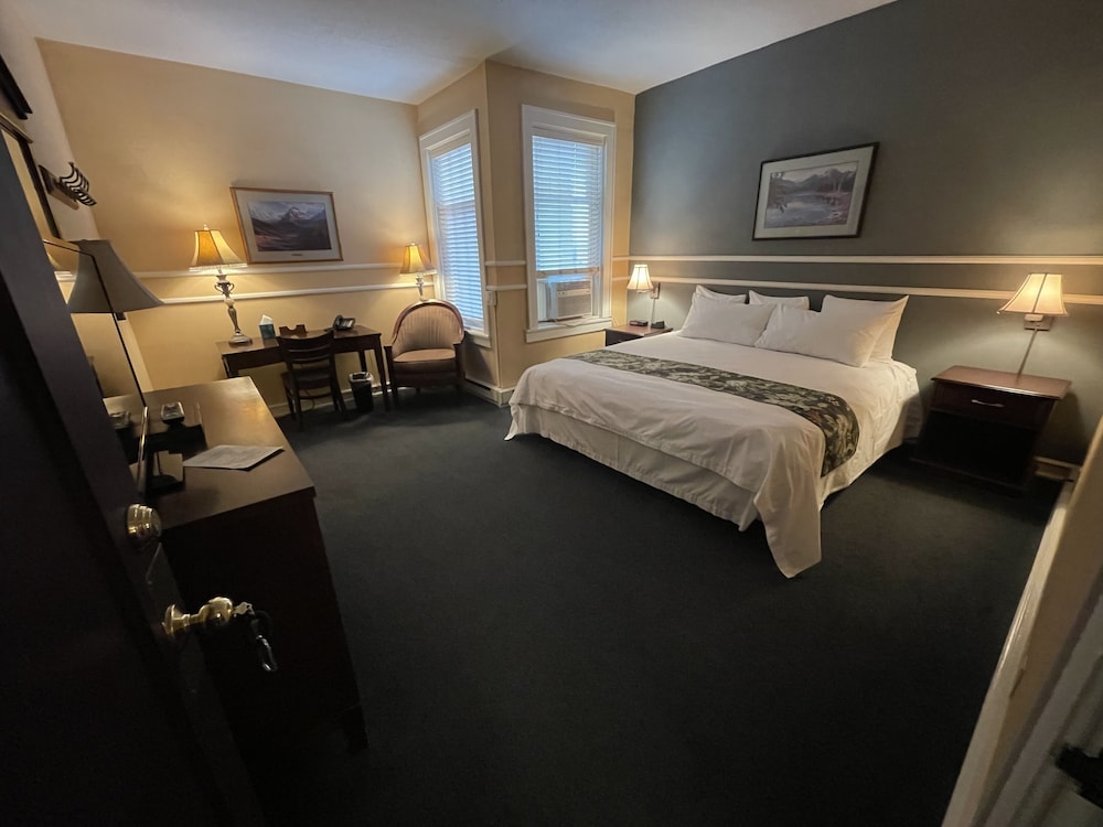 Kalispell Grand Hotel — Kalispell