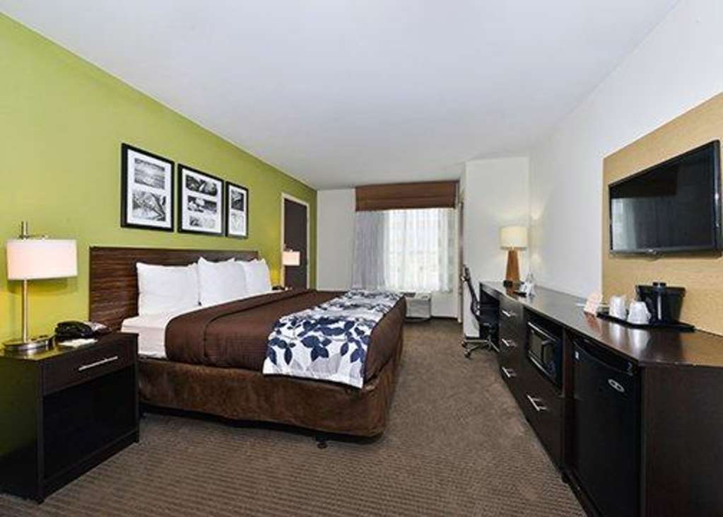 Sleep Inn & Suites Gulfport - photo 11