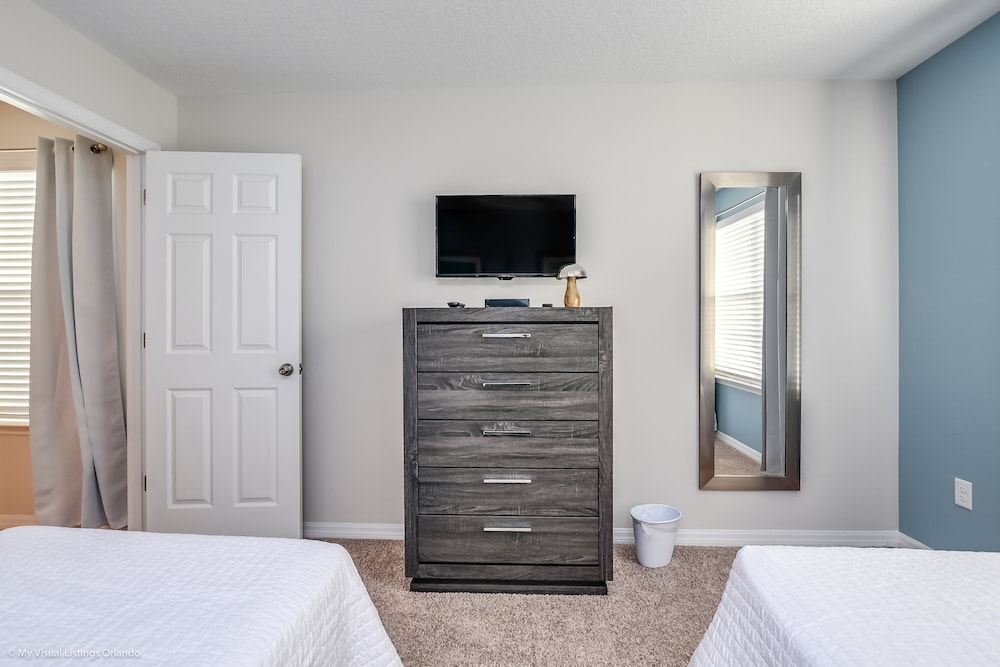 Resort Community Town Home with Pool - photo 9