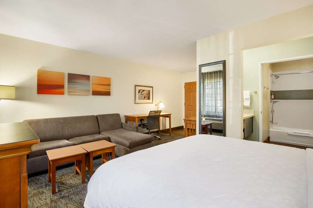 Sonesta ES Suites San Diego Rancho Bernardo - photo 10