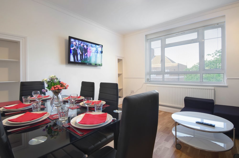 Evans House — 4-Star Luxury Hotel in London, United Kingdom