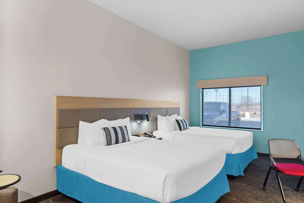 Best Western Plus Ogallala Inn - photo 17