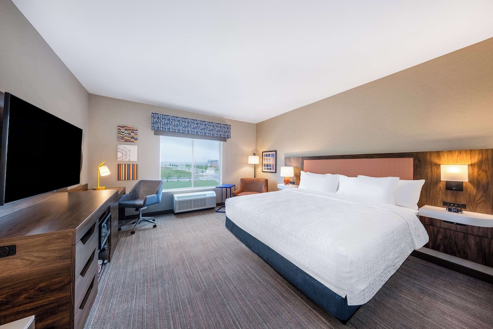 Hampton Inn by Hilton Kansas City Southeast - photo 17