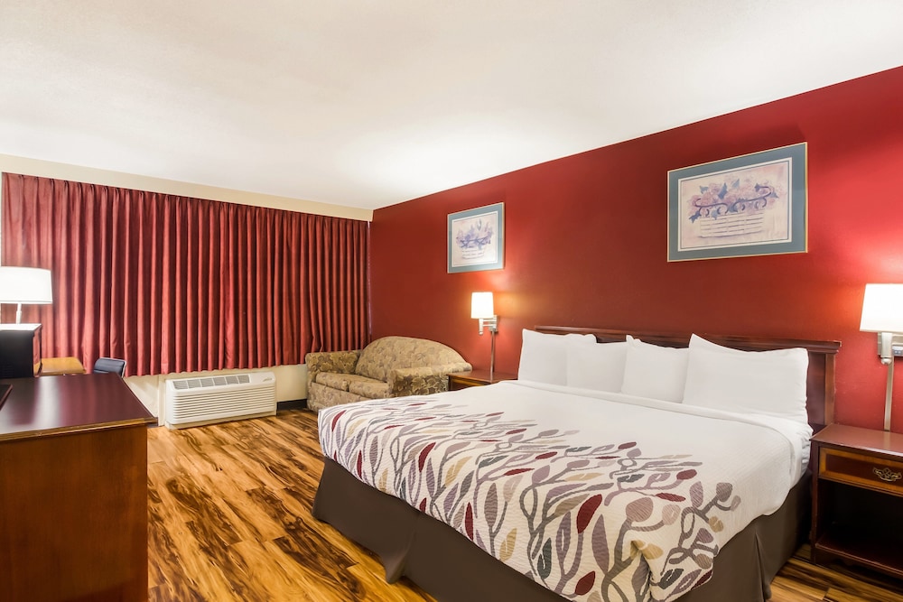 Red Roof Inn Winchester Lexington East - photo 14