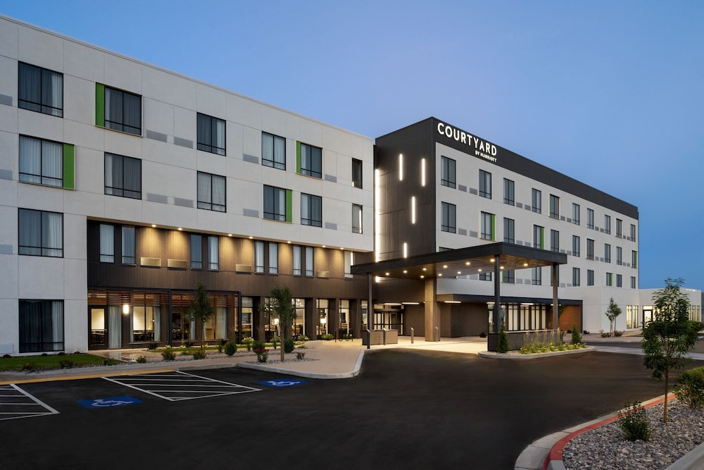 Courtyard by Marriott Pocatello - carbon neutral hotel in Pocatello