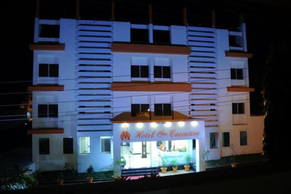 Hotel Om Executive in Satara, India