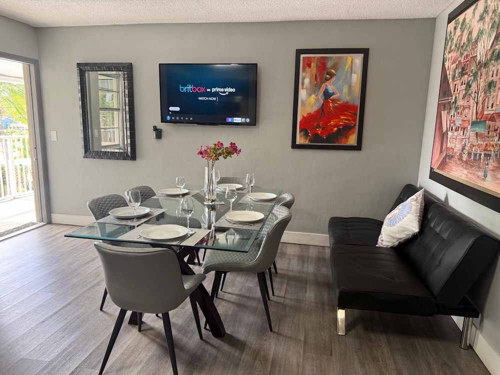 Sheridan Suites Apartments Hotel in Dania Beach, United States