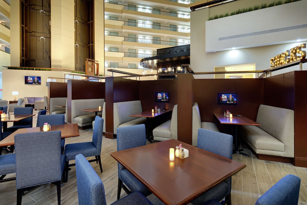 Embassy Suites by Hilton Detroit Troy Auburn Hills - photo 58