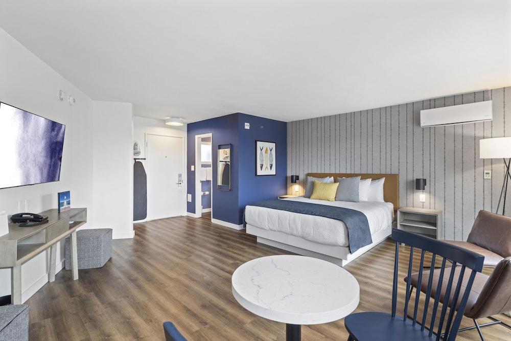 Sea Harbor Hotel - photo 20