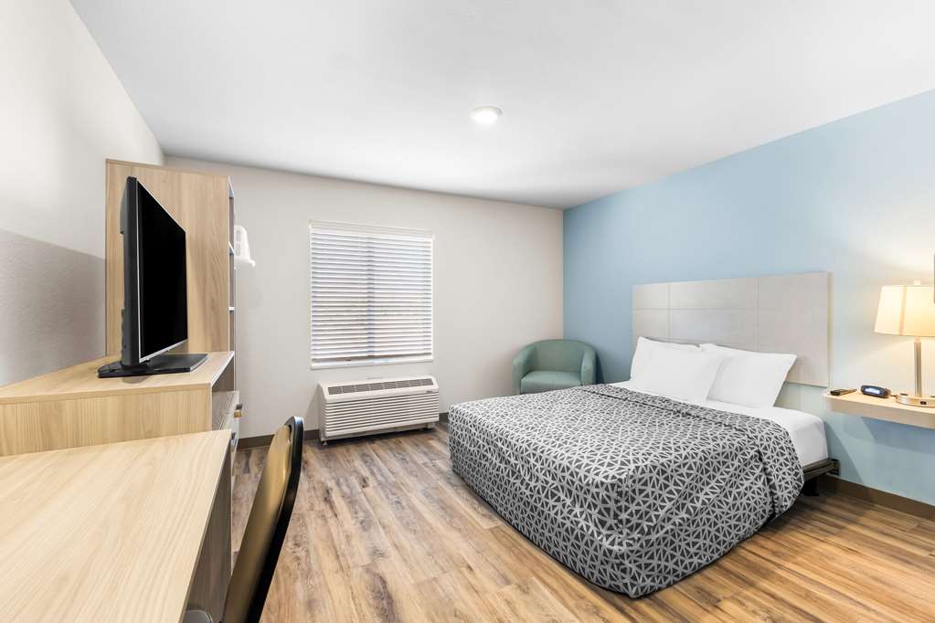 Woodspring Suites Bluffdale Salt Lake City - photo 14