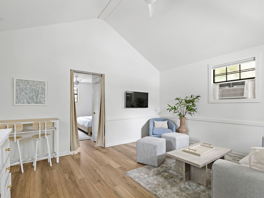 The Claire Hotel - photo 30