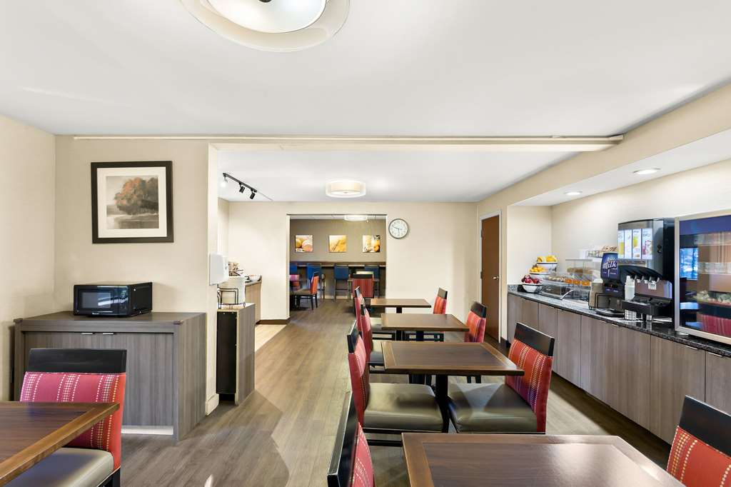 Comfort Inn White River Junction - photo 46