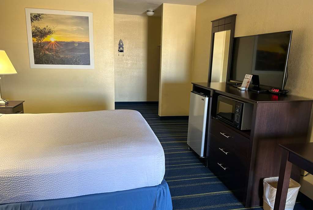 Days Inn by Wyndham Holbrook - photo 18