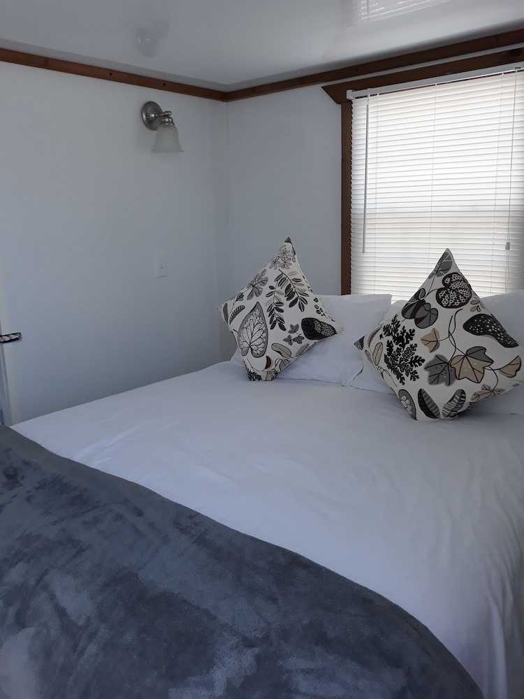 Mangrove Marina and Resort Aqualodge Houseboats - photo 6