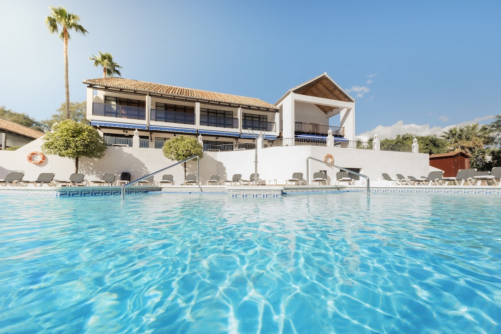 Hotel Diana Park — hotel in Estepona