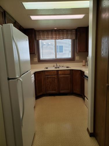 Flaming Gorge Resort - photo 35