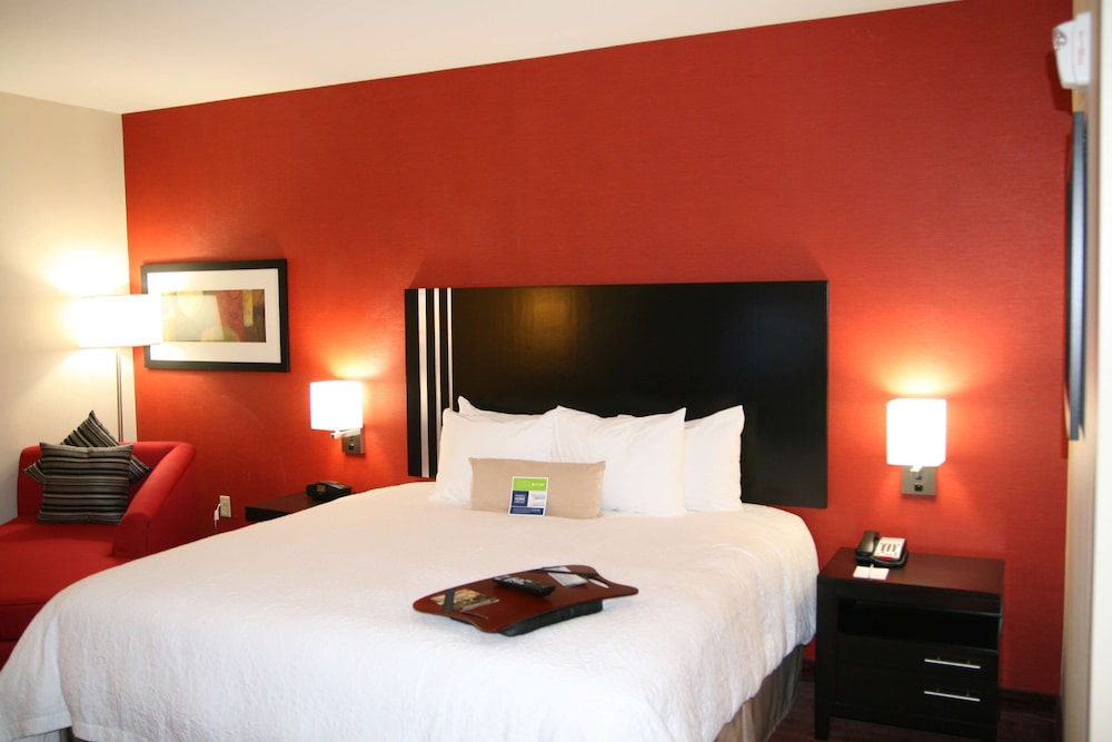 Hampton Inn & Suites Lebanon - photo 21