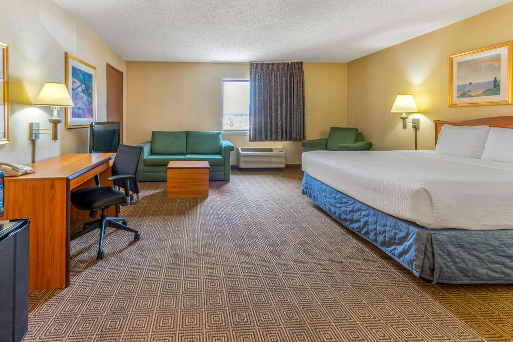 La Quinta Inn & Suites by Wyndham Las Cruces Organ Mountain - photo 23