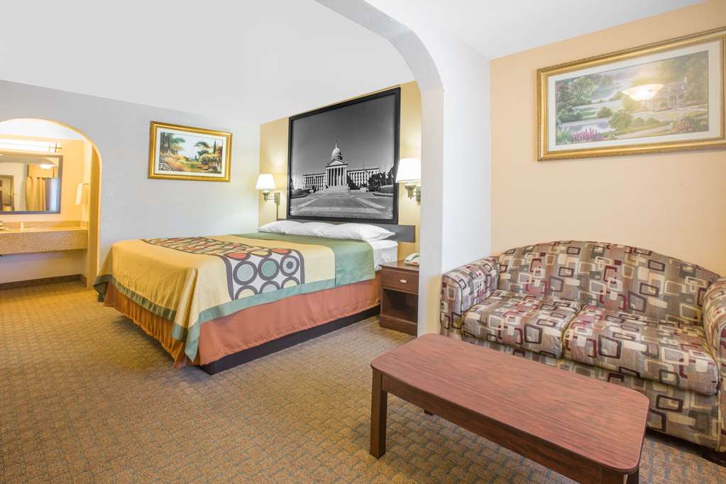 Super 8 by Wyndham Idabel - photo 9