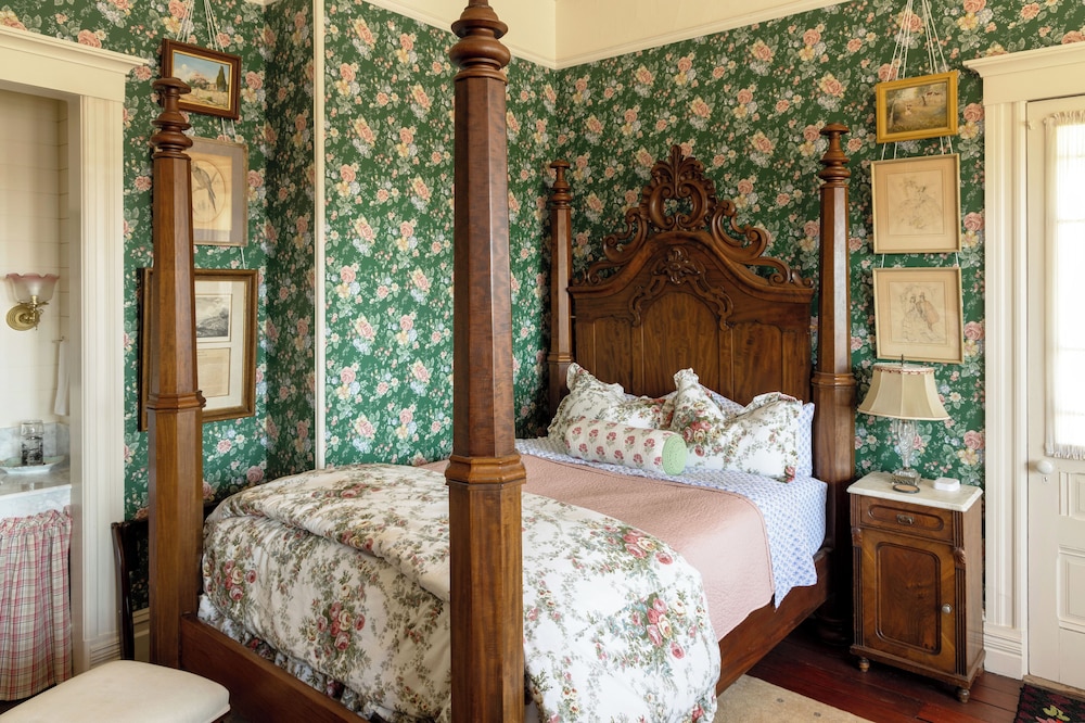 The JD Hyde Historic Inn - photo 25